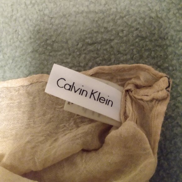 Calvin Klein Infinity Scarf - Picture 2 of 4